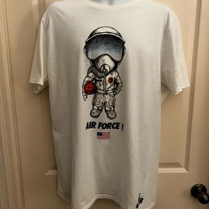 Nike -US Air Force 1 graphic T-shirt-Men Large- NEW( No tag)- Unique